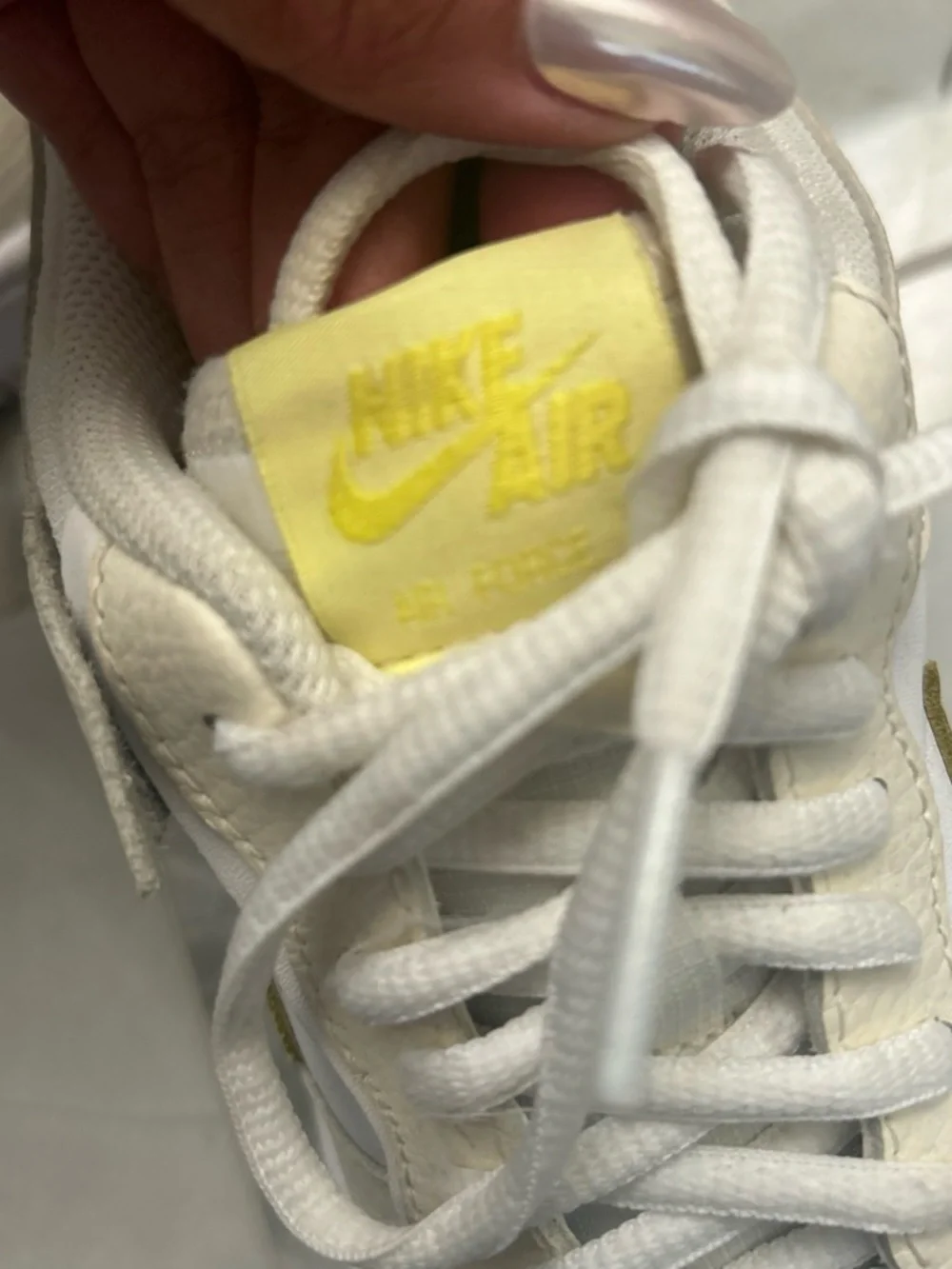 Nike Low-Top Airforce Sneakers in Cream and Yellow